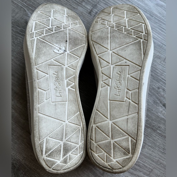 Lifestride ladies shoe - size 9 - Picture 3 of 7